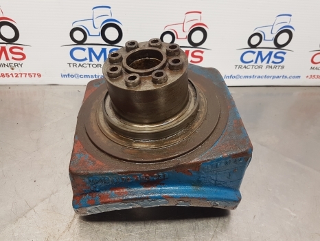 Ford Tw15, Tw25, 8210, 7910 Front Axle Swivel Housing Rhs Zp4472353331, 83945667 - Mangueta para Tractor: foto 5 Ford Tw15, Tw25, 8210, 7910 Front Axle Swivel Housing Rhs Zp4472353331, 83945667 - Mangueta para Tractor: foto 5