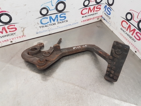 John Deere 3350, 2940, 3140, 3340, 3155 Clutch Pedal L39085, Al6329 - Embrague y piezas para Tractor: foto 2 John Deere 3350, 2940, 3140, 3340, 3155 Clutch Pedal L39085, Al6329 - Embrague y piezas para Tractor: foto 2