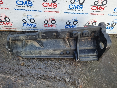 John Deere 6145r, 6m, 6r Series, Exhaust Carrier Bracket L213284 - Silenciador/ Sistema de escape: foto 1 John Deere 6145r, 6m, 6r Series, Exhaust Carrier Bracket L213284 - Silenciador/ Sistema de escape: foto 1