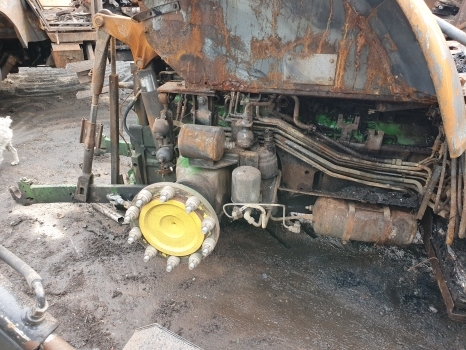 John Deere 6215r Engine, Transmission, Front, Back Axle Pto, Hydraulic, Parts - Tractor: foto 4 John Deere 6215r Engine, Transmission, Front, Back Axle Pto, Hydraulic, Parts - Tractor: foto 4