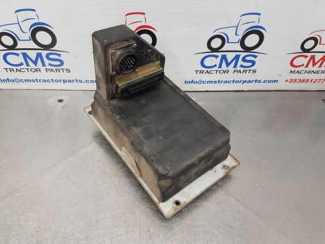 Massey Ferguson 3000, 3100, 6300, 3050, 3070 Electronic Lift Console 3617403m93 - Unidad de control: foto 3 Massey Ferguson 3000, 3100, 6300, 3050, 3070 Electronic Lift Console 3617403m93 - Unidad de control: foto 3