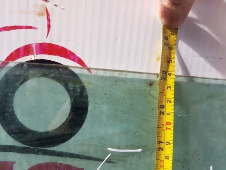 Massey Ferguson 50 Hx Cab Side Rear Glass Left. - Ventana y piezas para Retroexcavadora: foto 4 Massey Ferguson 50 Hx Cab Side Rear Glass Left. - Ventana y piezas para Retroexcavadora: foto 4
