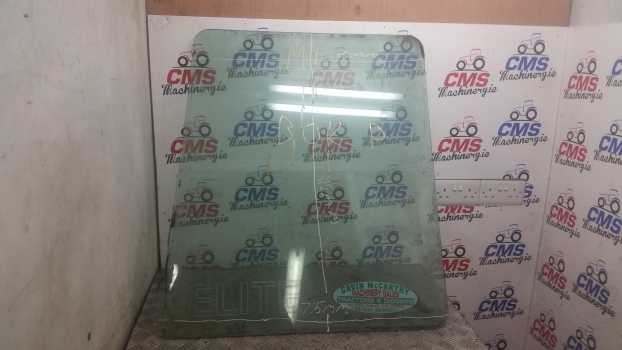 Massey Ferguson 50 Hx Cab Side Rear Glass Right - Ventana y piezas para Retroexcavadora: foto 1 Massey Ferguson 50 Hx Cab Side Rear Glass Right - Ventana y piezas para Retroexcavadora: foto 1