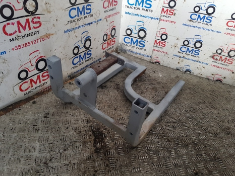 Suspensión de cabina Massey Ferguson 5612, 5613, 5611 Tool Box Step Support Bracket Frame Rhs: foto 7