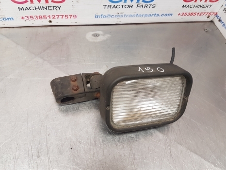 New Holland Case Mxm190, Ts115, Tm140, Tm150, Tm190 Work Lamp Light 82014951 - Luz/ Iluminación para Tractor: foto 4 New Holland Case Mxm190, Ts115, Tm140, Tm150, Tm190 Work Lamp Light 82014951 - Luz/ Iluminación para Tractor: foto 4