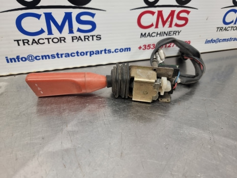 New Holland Case Mxu, Tm, Ts, Tl, Forward Revere Switch 82034514, - Sistema eléctrico: foto 5 New Holland Case Mxu, Tm, Ts, Tl, Forward Revere Switch 82034514, - Sistema eléctrico: foto 5