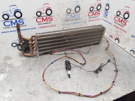 New Holland Case T6, T7, Maxxum, Puma Heater Radiator, Valve 4118453, 82037666 - Calefacción/ Ventilación para Tractor: foto 1 New Holland Case T6, T7, Maxxum, Puma Heater Radiator, Valve 4118453, 82037666 - Calefacción/ Ventilación para Tractor: foto 1