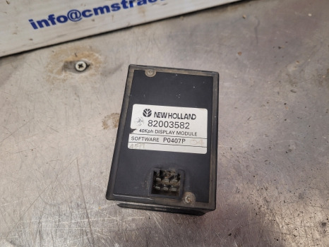 New Holland Fiat 60, M Series 8360, 8560 Transmission Display Module 82003582 - Sistema eléctrico: foto 4 New Holland Fiat 60, M Series 8360, 8560 Transmission Display Module 82003582 - Sistema eléctrico: foto 4