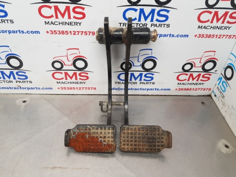 New Holland Fiat 6635, 35, Tl, L, 60, M Series Brake Pedals Complete 82001585 - Piezas de freno para Maquinaria agrícola: foto 1 New Holland Fiat 6635, 35, Tl, L, 60, M Series Brake Pedals Complete 82001585 - Piezas de freno para Maquinaria agrícola: foto 1