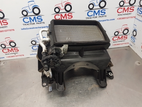 New Holland T5.95, T4, T5, Case Cab Heater Box Assembly 84481759, 84579701 - Calefacción/ Ventilación para Tractor: foto 4 New Holland T5.95, T4, T5, Case Cab Heater Box Assembly 84481759, 84579701 - Calefacción/ Ventilación para Tractor: foto 4