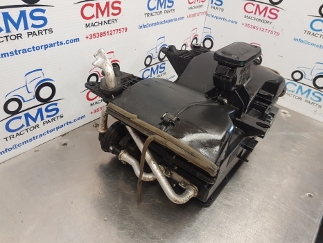 New Holland T5.95, T4, T5, Case Cab Heater Box Assembly 84481759, 84579701 - Calefacción/ Ventilación para Tractor: foto 3 New Holland T5.95, T4, T5, Case Cab Heater Box Assembly 84481759, 84579701 - Calefacción/ Ventilación para Tractor: foto 3