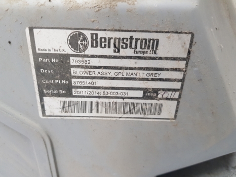 New Holland T6, T7, T6000 Series T7.200 Cab Fan Blower Unit 87651401, 87651402 - Ventilador de habitáculo para Tractor: foto 5 New Holland T6, T7, T6000 Series T7.200 Cab Fan Blower Unit 87651401, 87651402 - Ventilador de habitáculo para Tractor: foto 5