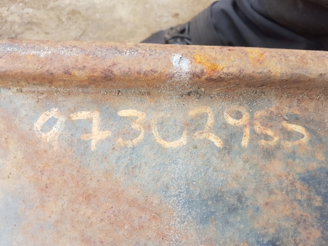 New Holland Tl70, Tl80,tl100 Series Main Weight Carrier Block 87302955, 47129560 - Contrapeso: foto 3 New Holland Tl70, Tl80,tl100 Series Main Weight Carrier Block 87302955, 47129560 - Contrapeso: foto 3