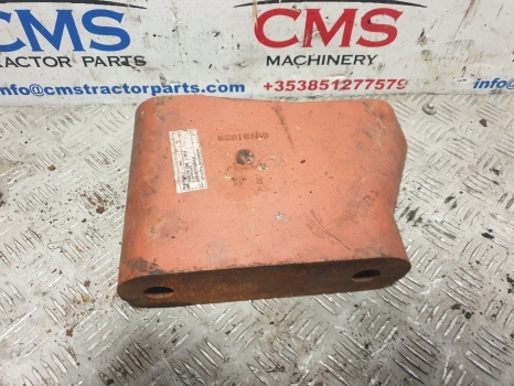 New Holland Tm Series Tm120, Tm140 Front Weight Frame Support Bracket 82016138 - Contrapeso para Tractor: foto 1 New Holland Tm Series Tm120, Tm140 Front Weight Frame Support Bracket 82016138 - Contrapeso para Tractor: foto 1
