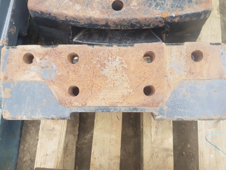 New Holland Tm, Ts, 60 Series Main Weight Carrier Block 82026907, 82014593 - Contrapeso para Maquinaria agrícola: foto 5 New Holland Tm, Ts, 60 Series Main Weight Carrier Block 82026907, 82014593 - Contrapeso para Maquinaria agrícola: foto 5