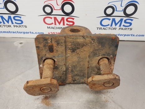 New Holland Tm125, Tm, Ts, 60 Series, Fiat M Tow Hook 82013954, 82026936 - Bastidor/ Chasis para Tractor: foto 3 New Holland Tm125, Tm, Ts, 60 Series, Fiat M Tow Hook 82013954, 82026936 - Bastidor/ Chasis para Tractor: foto 3