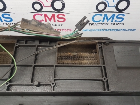New Holland Tm150m,ford Series Air Conditioner Without Blower 82009237 87701044 - Pieza de aire acondicionado para Tractor: foto 5 New Holland Tm150m,ford Series Air Conditioner Without Blower 82009237 87701044 - Pieza de aire acondicionado para Tractor: foto 5