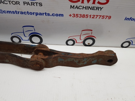 Ford 4000, 4110, 4410 Pick Up Hitch Drop Rod Arm Rhs 81812799, 830909550 - Piezas de recambio para Tractor: foto 3 Ford 4000, 4110, 4410 Pick Up Hitch Drop Rod Arm Rhs 81812799, 830909550 - Piezas de recambio para Tractor: foto 3