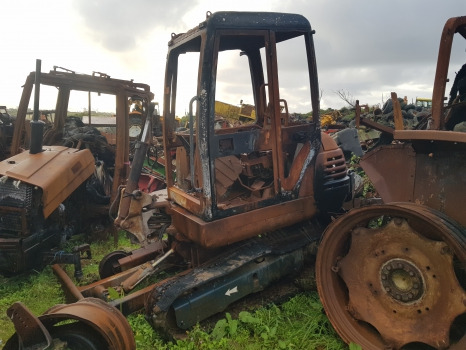 Kubota K 030 Engine, Frame, Undercarriage, Hydraulic, Engine Parts - Piezas de recambio para Excavadora de cadenas: foto 1 Kubota K 030 Engine, Frame, Undercarriage, Hydraulic, Engine Parts - Piezas de recambio para Excavadora de cadenas: foto 1