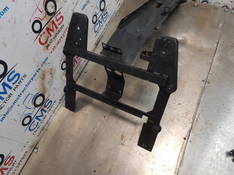 Same Dorado 85 Bonnet Hood Frame Assy 0.011.7475.3, 0.009.6809.2/40 - Carrocería y exterior: foto 3 Same Dorado 85 Bonnet Hood Frame Assy 0.011.7475.3, 0.009.6809.2/40 - Carrocería y exterior: foto 3
