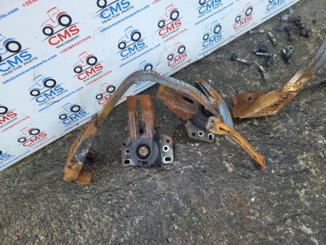 Valtra S374 Front Mudguard Bracket Kit 3909406m91, 3909405m91 - Guardabarros: foto 3 Valtra S374 Front Mudguard Bracket Kit 3909406m91, 3909405m91 - Guardabarros: foto 3