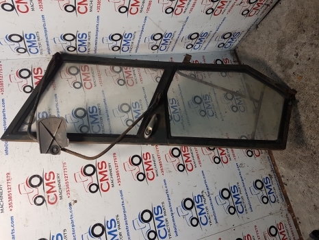 Zetor 8011 Cab Door Right, Check Pictures 00000 - Puerta y piezas para Tractor: foto 2 Zetor 8011 Cab Door Right, Check Pictures 00000 - Puerta y piezas para Tractor: foto 2