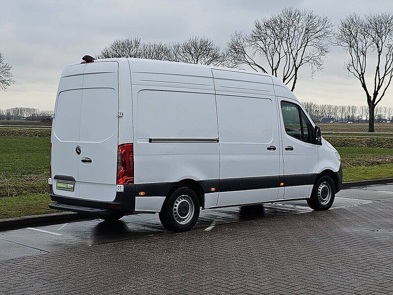 Mercedes-Benz Sprinter 315 L2H2 Mbux10 RWD - Furgón: foto 3 Mercedes-Benz Sprinter 315 L2H2 Mbux10 RWD - Furgón: foto 3