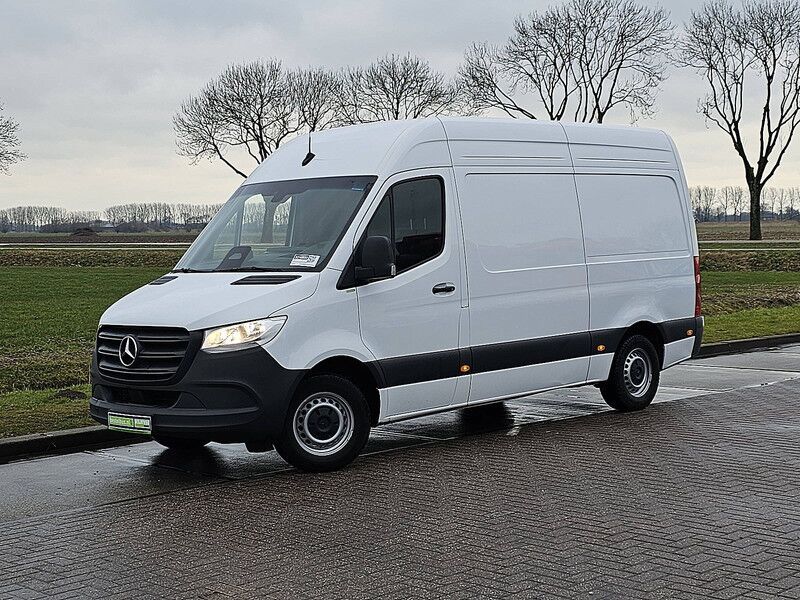 Mercedes-Benz Sprinter 315 L2H2 Mbux10 RWD - Furgón: foto 2 Mercedes-Benz Sprinter 315 L2H2 Mbux10 RWD - Furgón: foto 2