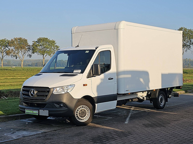 Mercedes-Benz Sprinter 317 Bakwagen Laadklep! - Furgoneta: foto 2 Mercedes-Benz Sprinter 317 Bakwagen Laadklep! - Furgoneta: foto 2