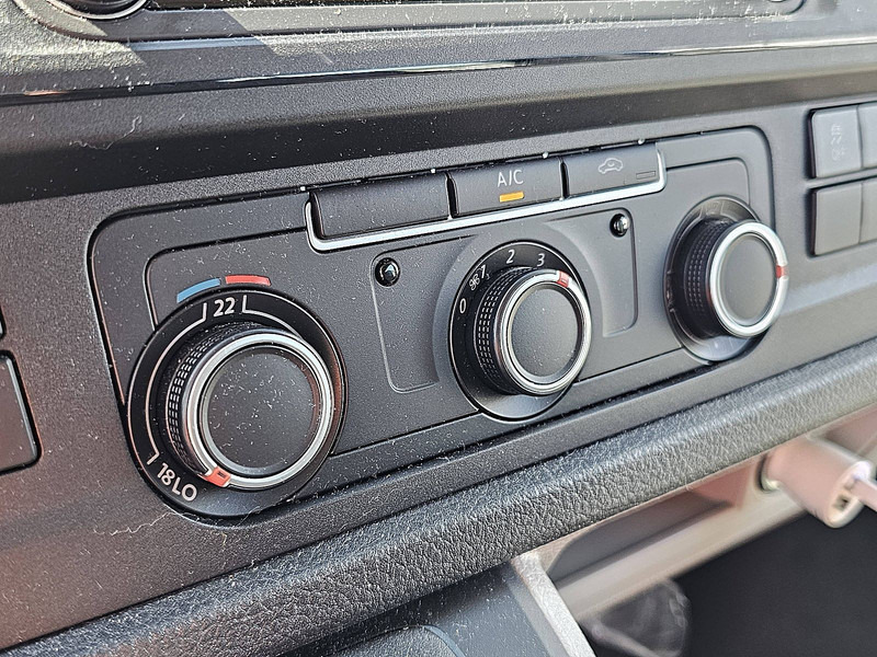 Volkswagen Transporter 2.0 TDI L2 Dubbel Cabine NAP - Furgoneta pequeña: foto 5 Volkswagen Transporter 2.0 TDI L2 Dubbel Cabine NAP - Furgoneta pequeña: foto 5