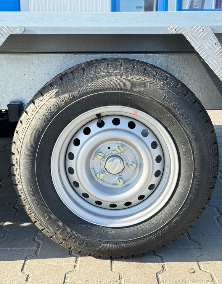 LORRIES Lorries TPM 20 przyczepa do przewozu koparki, bobcat , koparka 2700 kg - Remolque porta maquinaria: foto 4 LORRIES Lorries TPM 20 przyczepa do przewozu koparki, bobcat , koparka 2700 kg - Remolque porta maquinaria: foto 4