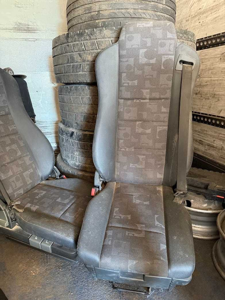 Foteli siedzenia  komplet Mercedes Actros nowe - Asiento para Camión: foto 1 Foteli siedzenia  komplet Mercedes Actros nowe - Asiento para Camión: foto 1