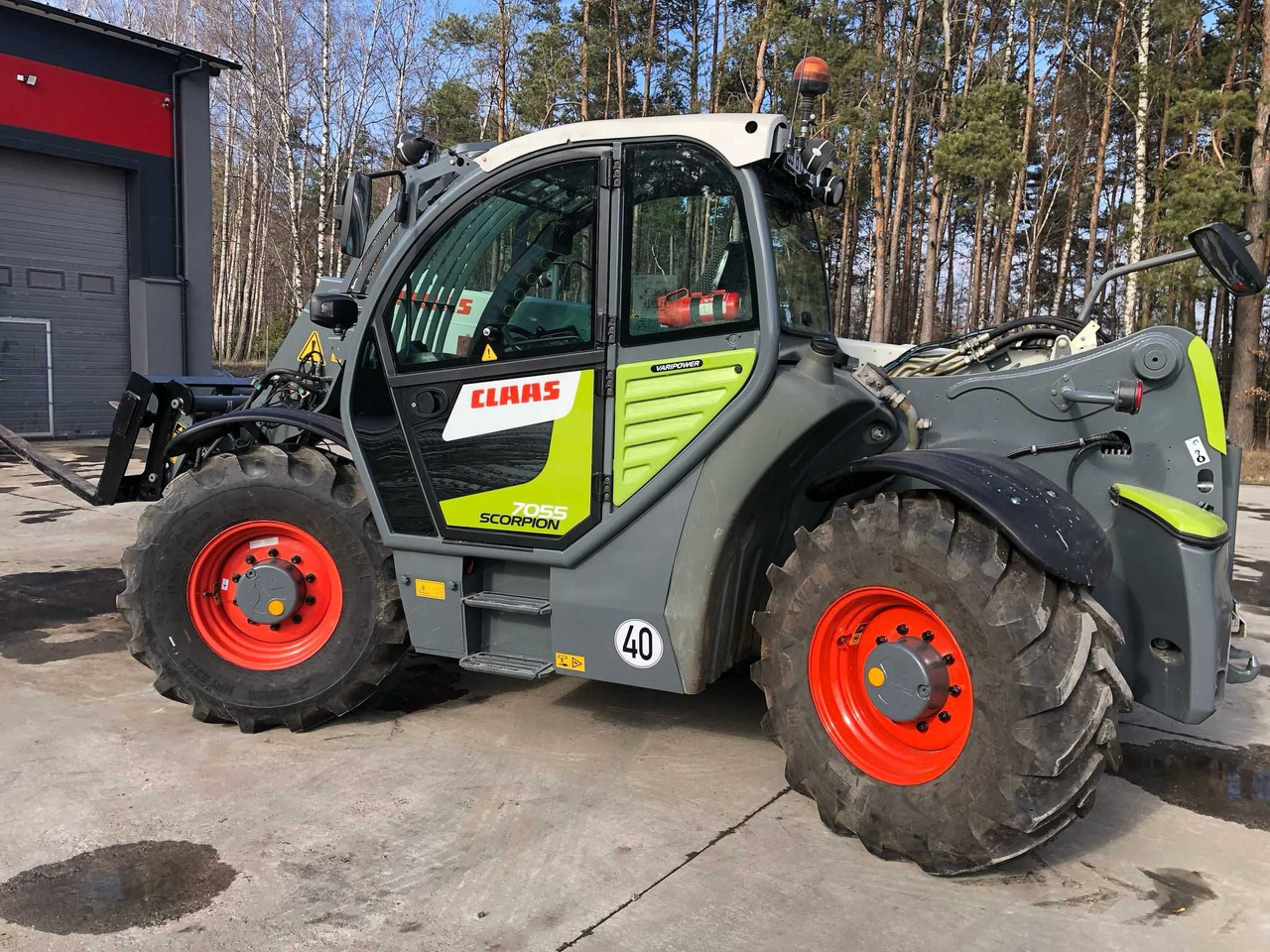 CLAAS SCORPION 7055 Varipower, Klima, Zaczep hydr,Centr smar,z Francji - Otros: foto 2 CLAAS SCORPION 7055 Varipower, Klima, Zaczep hydr,Centr smar,z Francji - Otros: foto 2