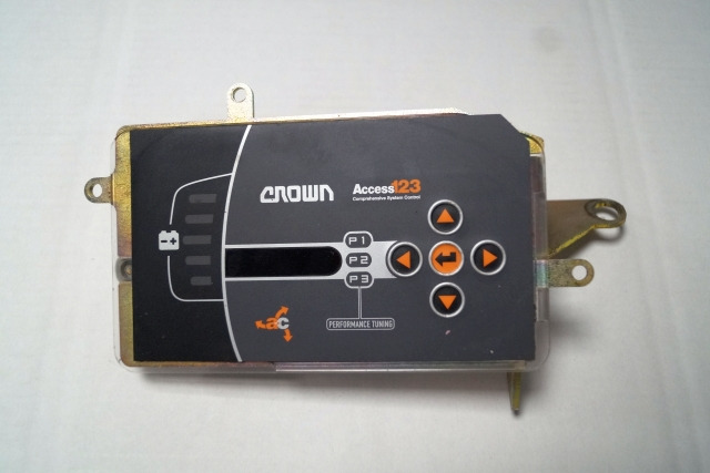 Crown 825777-001 | DT/WT 3000 Display ASSEMBLY 825777-001 1LEL-001854-A Mitronik DT/WT 3000 Display ASSEMBLY 825777-001 1LEL-001854-A Mitronik 13/11-0023 - Salpicadero para Equipo de manutención: foto 1 Crown 825777-001 | DT/WT 3000 Display ASSEMBLY 825777-001 1LEL-001854-A Mitronik DT/WT 3000 Display ASSEMBLY 825777-001 1LEL-001854-A Mitronik 13/11-0023 - Salpicadero para Equipo de manutención: foto 1