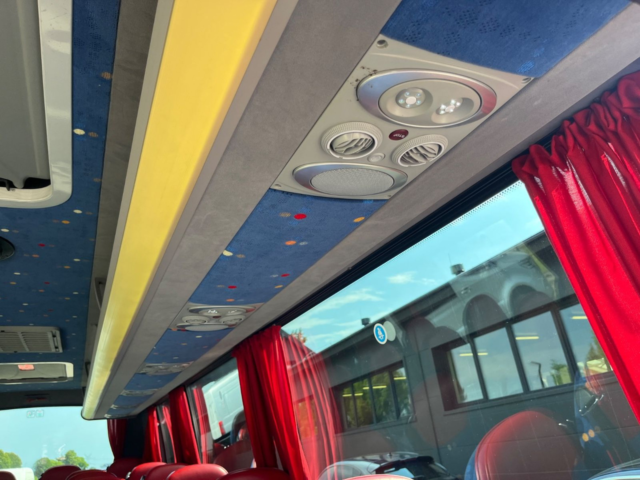 Autocar Iveco Rosero First / 24+1+1 / Telma/ EURO6: foto 19