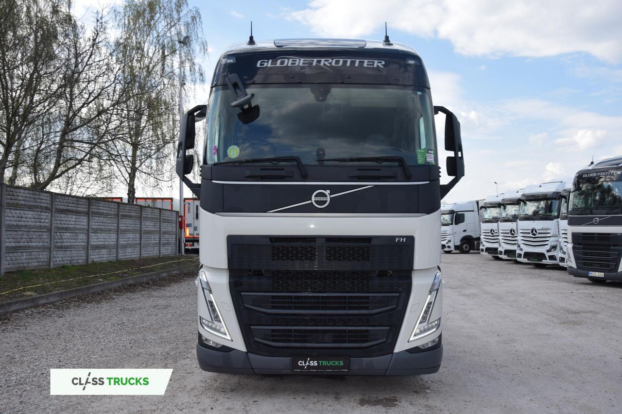 Volvo FH 500 Globetrotter XL Varios - Cabeza tractora: foto 2 Volvo FH 500 Globetrotter XL Varios - Cabeza tractora: foto 2