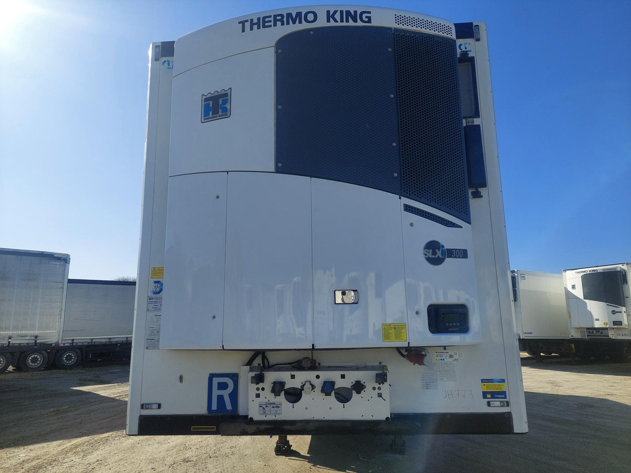 Krone SDR Double Deck Cool Liner FP45 ThermoKing SLXi 300 Lifting Axle - Frigorífico semirremolque: foto 1 Krone SDR Double Deck Cool Liner FP45 ThermoKing SLXi 300 Lifting Axle - Frigorífico semirremolque: foto 1