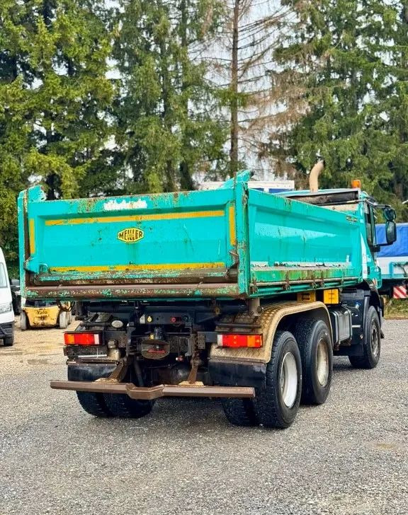 Iveco TRAKKER 450 6x4 WYWROTKA MELLER | EURO 5 | MANUAL | KLIMA | RETARDER | PRZEBIEG 364 000km ! - Volquete camión: foto 4 Iveco TRAKKER 450 6x4 WYWROTKA MELLER | EURO 5 | MANUAL | KLIMA | RETARDER | PRZEBIEG 364 000km ! - Volquete camión: foto 4