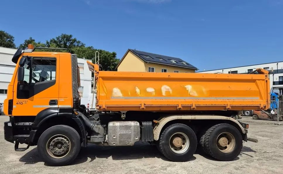 Iveco Trakker 410 BB 6x4 – Wywrotka 12 m³ / Manual / MEILLER BORDMATIK / Euro 6 / Klima / Tempomat - Volquete camión: foto 4 Iveco Trakker 410 BB 6x4 – Wywrotka 12 m³ / Manual / MEILLER BORDMATIK / Euro 6 / Klima / Tempomat - Volquete camión: foto 4