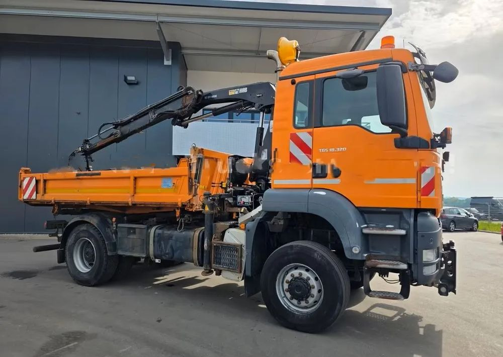 MAN TGS 18.320 4x4 – Wywrotka trójstronna Meiller + Kran HIAB | Komunalny | Euro 5 - Volquete camión: foto 1 MAN TGS 18.320 4x4 – Wywrotka trójstronna Meiller + Kran HIAB | Komunalny | Euro 5 - Volquete camión: foto 1