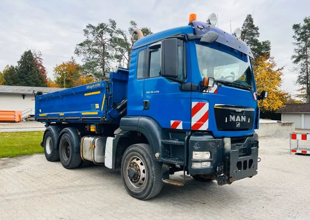 MAN TGS 26.440 6x6 Hydrodrive – Meiller 3-stronny wywrotka / Manual / Retarder / Tempomat / Euro 5 - Volquete camión: foto 5 MAN TGS 26.440 6x6 Hydrodrive – Meiller 3-stronny wywrotka / Manual / Retarder / Tempomat / Euro 5 - Volquete camión: foto 5