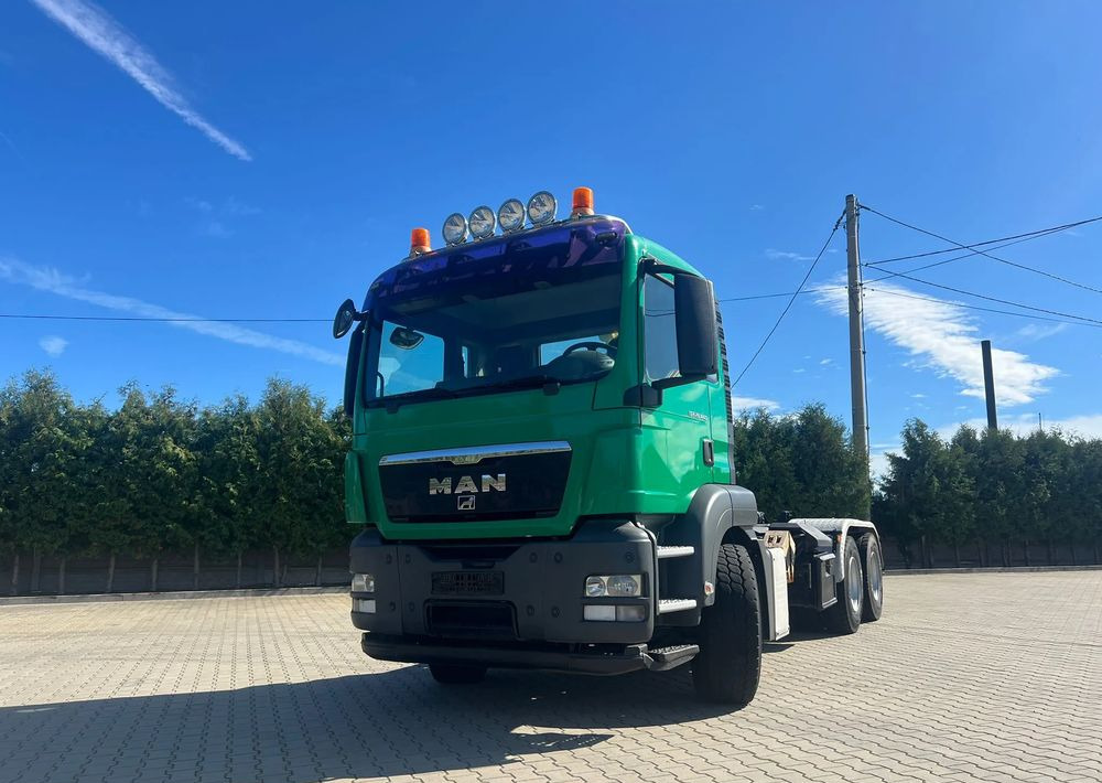 MAN TGS 26.440 | Hakowiec Meiller| 6x4 | 440 KM | przód resor, tył pneumatyczne |Belka ostrzegawcza (koguty) - Multibasculante camión: foto 1 MAN TGS 26.440 | Hakowiec Meiller| 6x4 | 440 KM | przód resor, tył pneumatyczne |Belka ostrzegawcza (koguty) - Multibasculante camión: foto 1