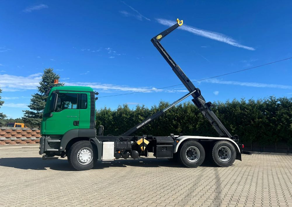 MAN TGS 26.440 | Hakowiec Meiller| 6x4 | 440 KM | przód resor, tył pneumatyczne |Belka ostrzegawcza (koguty) - Multibasculante camión: foto 2 MAN TGS 26.440 | Hakowiec Meiller| 6x4 | 440 KM | przód resor, tył pneumatyczne |Belka ostrzegawcza (koguty) - Multibasculante camión: foto 2