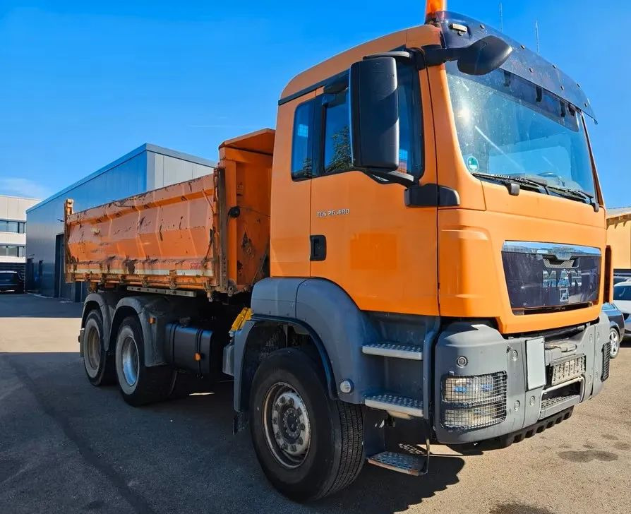 MAN TGS 26.480 6x4 WYWROTKA 3-STRONNA | AUTOMAT | EURO 5 | PRZEBIEG 310 000km! - Volquete camión: foto 1 MAN TGS 26.480 6x4 WYWROTKA 3-STRONNA | AUTOMAT | EURO 5 | PRZEBIEG 310 000km! - Volquete camión: foto 1