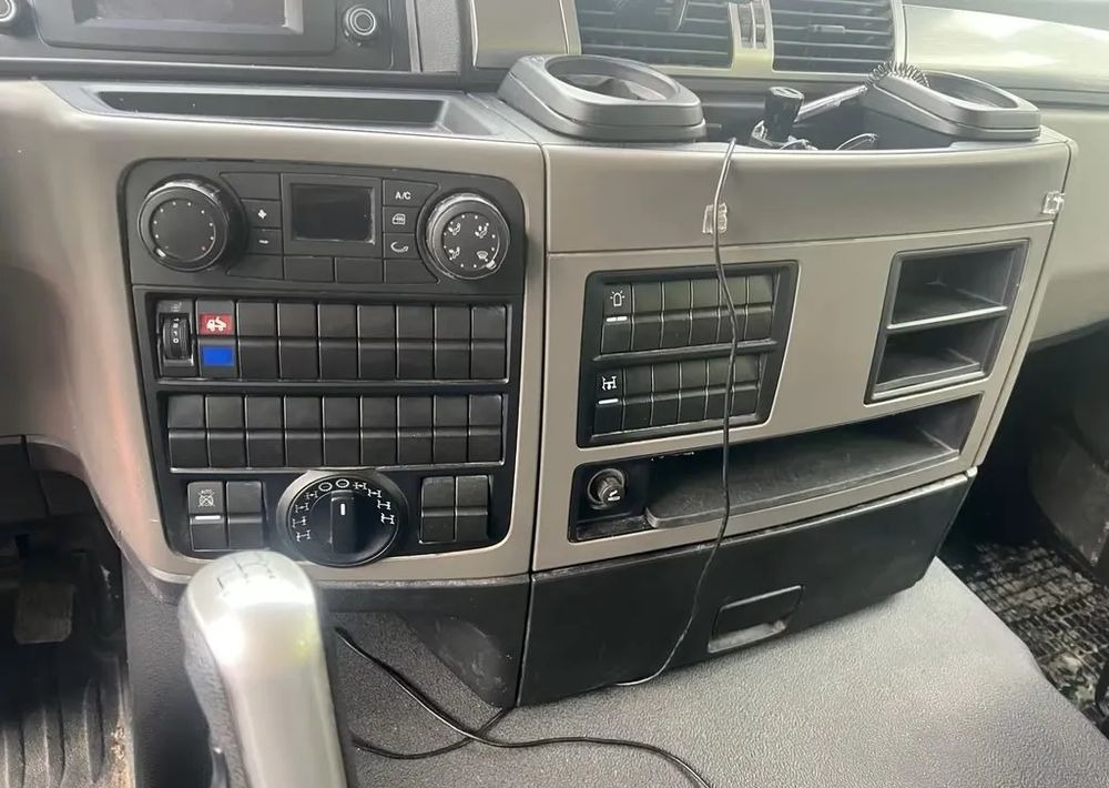 MAN TGS 41.460 8x8 • Meiller • Muldenkipper • Allrad • Euro 6d • Przebieg: 85 000 km - Volquete camión: foto 5 MAN TGS 41.460 8x8 • Meiller • Muldenkipper • Allrad • Euro 6d • Przebieg: 85 000 km - Volquete camión: foto 5