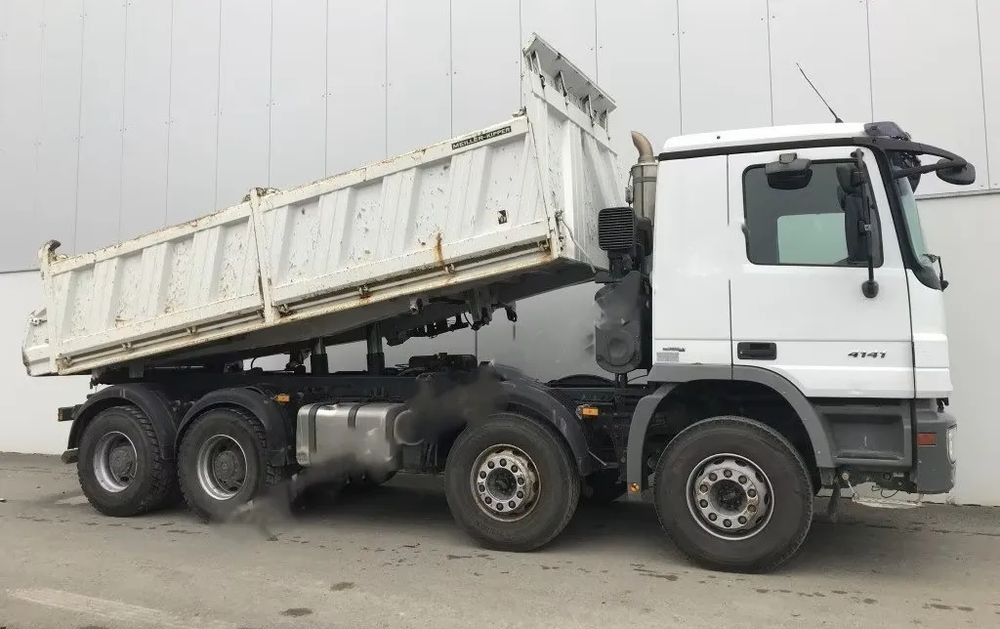 Mercedes-Benz Actros 4141 K 8x4 • 3-stronny wywrot • Bordmatik • Tempomat •Euro4 - Volquete camión: foto 3 Mercedes-Benz Actros 4141 K 8x4 • 3-stronny wywrot • Bordmatik • Tempomat •Euro4 - Volquete camión: foto 3