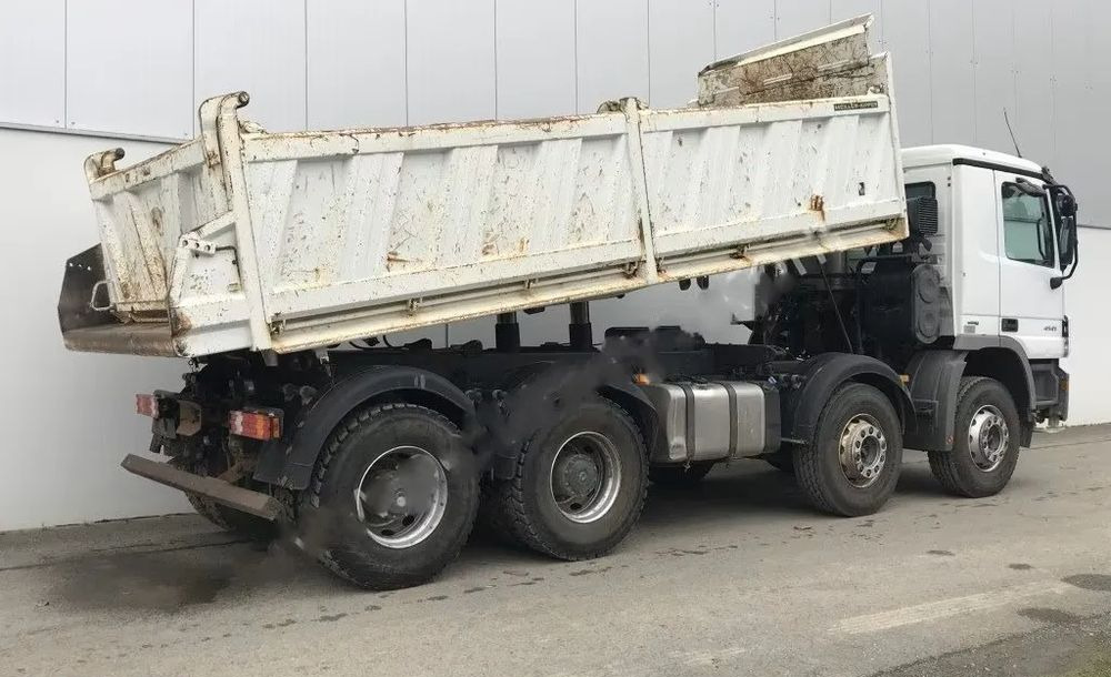 Mercedes-Benz Actros 4141 K 8x4 • 3-stronny wywrot • Bordmatik • Tempomat •Euro4 - Volquete camión: foto 5 Mercedes-Benz Actros 4141 K 8x4 • 3-stronny wywrot • Bordmatik • Tempomat •Euro4 - Volquete camión: foto 5