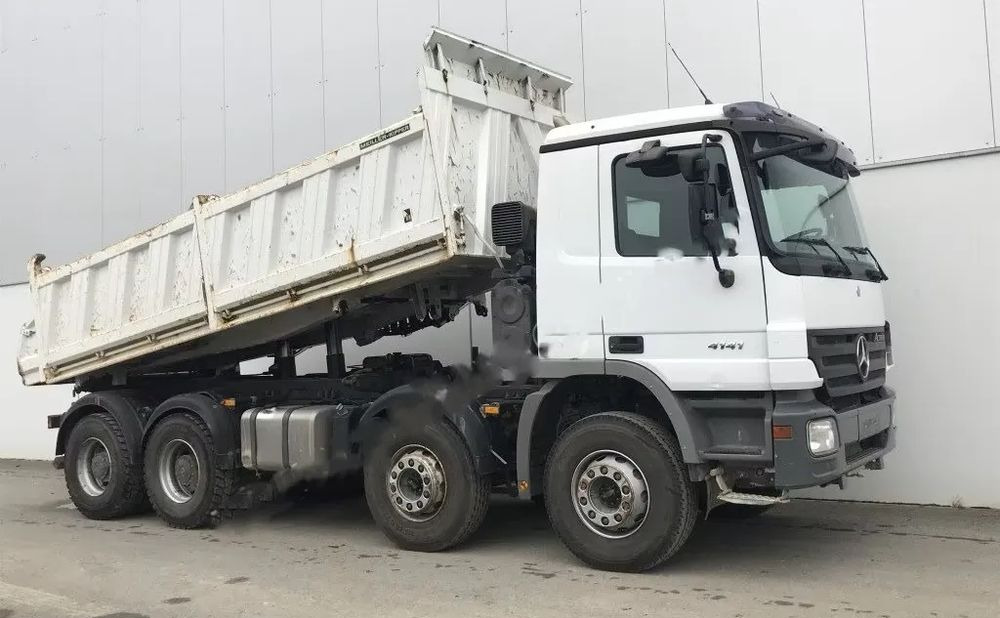 Mercedes-Benz Actros 4141 K 8x4 • 3-stronny wywrot • Bordmatik • Tempomat •Euro4 - Volquete camión: foto 1 Mercedes-Benz Actros 4141 K 8x4 • 3-stronny wywrot • Bordmatik • Tempomat •Euro4 - Volquete camión: foto 1