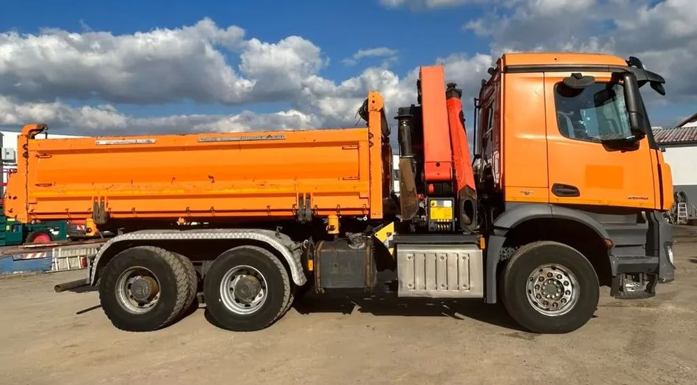 Mercedes-Benz Arocs 2648/3 – 3-stronny wywrotka Meiller / Żuraw Palfinger PK23002 / 2x BORDMATIK / Automatyczna - Volquete camión: foto 5 Mercedes-Benz Arocs 2648/3 – 3-stronny wywrotka Meiller / Żuraw Palfinger PK23002 / 2x BORDMATIK / Automatyczna - Volquete camión: foto 5