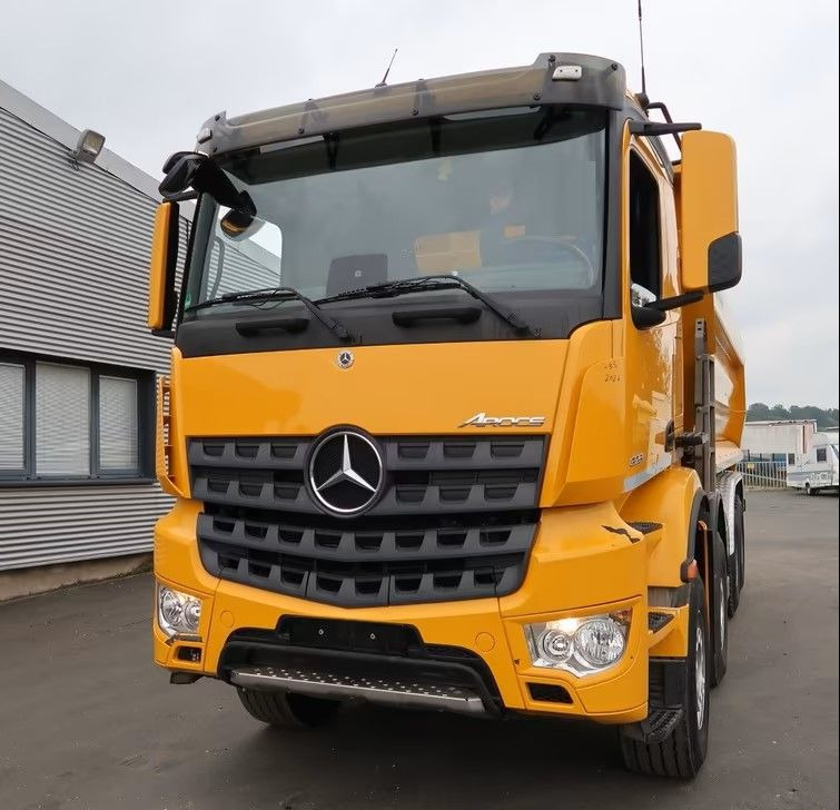 Mercedes-Benz Arocs 3251 8x4 | 510 KM | Euro 6d | Navi | Wywrotka Trójstronna | 215 600 km !! - Volquete camión: foto 3 Mercedes-Benz Arocs 3251 8x4 | 510 KM | Euro 6d | Navi | Wywrotka Trójstronna | 215 600 km !! - Volquete camión: foto 3